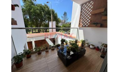 ✨ Exclusivo Dúplex En Alquiler Frente A Parque – Los Parrales De Surco ✨