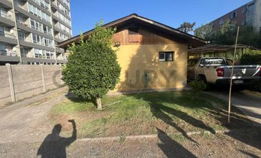 AMPLIA CASA 5 DOR 2 BAÑOS, CON PISCINA