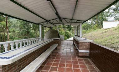 finca en venta en vereda san luis. Cod V1080013