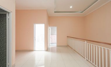 Rumah 2 Lt Bebas Banjir 7 Mnt ke RS Citra Harapan Hadap Timur J-39657