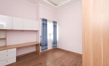 Rumah 2 Lt Bebas Banjir 7 Mnt ke RS Citra Harapan Hadap Timur J-39657