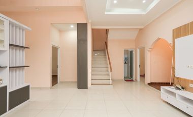 Rumah 2 Lt Bebas Banjir 7 Mnt ke RS Citra Harapan Hadap Timur J-39657