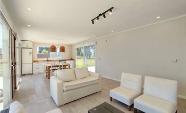VENTA CASA 3 AMB. BARRIO COSTA DEL SOL-MAR CHIQUITA