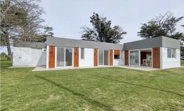 VENTA CASA 3 AMB. BARRIO COSTA DEL SOL-MAR CHIQUITA