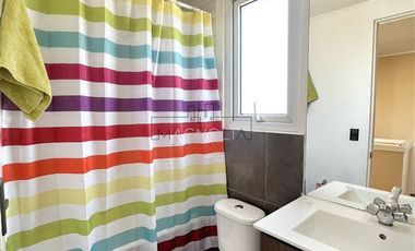 Casa esquina en venta de 4 dorm. en Buín