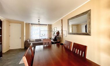 Casa esquina en venta de 4 dorm. en Buín