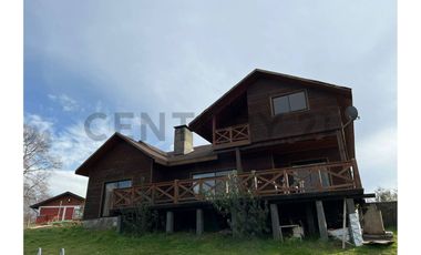CASA 300 m2 EN CONDOMINIO A 3 KM CENTRO VILLARRICA