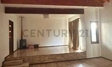 CASA 300 m2 EN CONDOMINIO A 3 KM CENTRO VILLARRICA