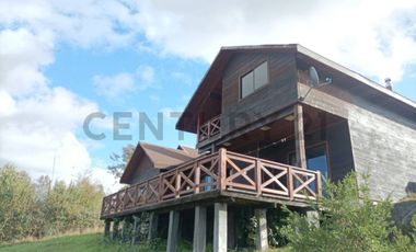 CASA 300 m2 EN CONDOMINIO A 3 KM CENTRO VILLARRICA