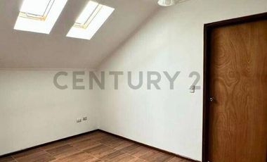 CASA 300 m2 EN CONDOMINIO A 3 KM CENTRO VILLARRICA