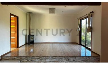 CASA 300 m2 EN CONDOMINIO A 3 KM CENTRO VILLARRICA