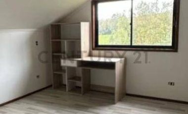 CASA 300 m2 EN CONDOMINIO A 3 KM CENTRO VILLARRICA