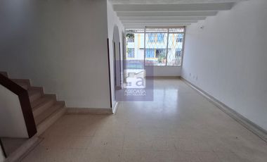 COD. 6049 - SE ARRIENDA CASA - BARRIO: EL TEJAR
