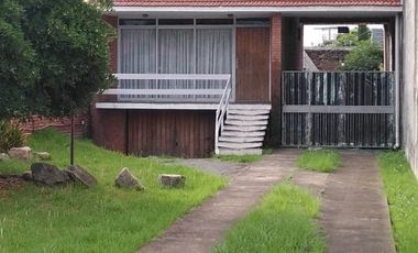 Chalet en venta en Bernal Oeste