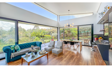 Casa Campestre en Parcelación Vía San Antonio - La Ceja