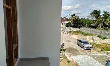 Perumahan Mewah lingkungan Tenang Pinggir Jalan Tajem dekat Jogja Bay
