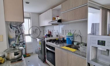 apartamento en venta en la floresta. Cod V2632