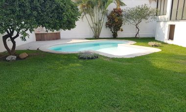 BURGOS CUERNAVACA VENDO CASA UNA PLANTA EN PRIVADA VIGILANCIA $7,000,000