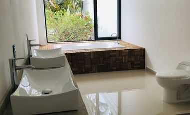 BURGOS CUERNAVACA VENDO CASA UNA PLANTA EN PRIVADA VIGILANCIA $7,000,000