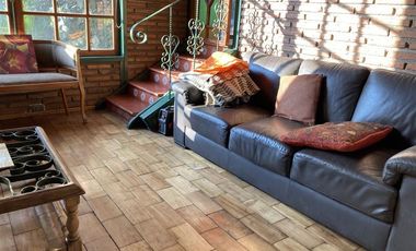 Casa en venta de 6 dorm. en La Florida