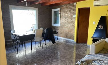 CASA + LOCAL EN VENTA