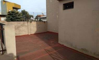 HERMOSA CASA 5 AMBIENTES