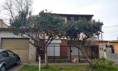 HERMOSA CASA 5 AMBIENTES