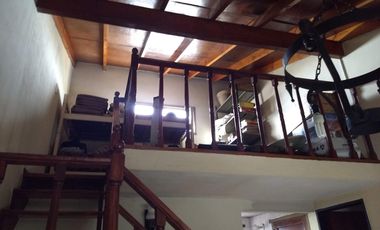 HERMOSA CASA 5 AMBIENTES