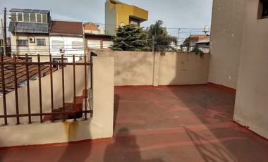 HERMOSA CASA 5 AMBIENTES