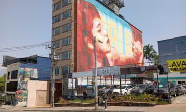 edificio en venta en el poblado. Cod V12945