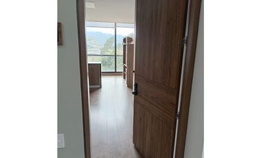 GUAYMARAL, APARTAMENTO SENIOR SUITE EN VENTA