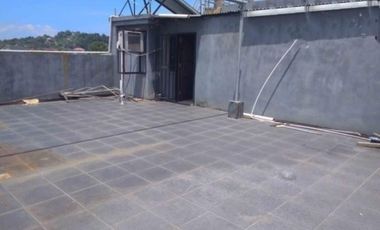 Jual Rumah Cocok Untuk Usaha di Jalan Mandiri Papua Barat