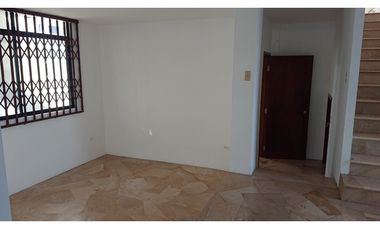 En venta hermosa casa en Manta 2000