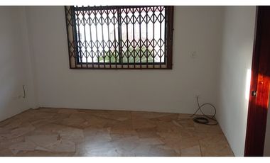 En venta hermosa casa en Manta 2000