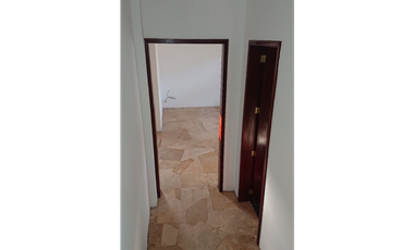 En venta hermosa casa en Manta 2000