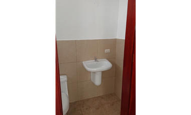 En venta hermosa casa en Manta 2000