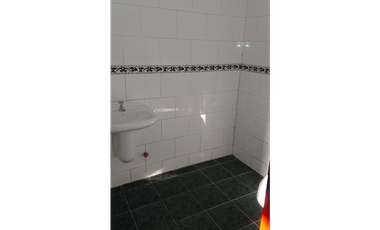 En venta hermosa casa en Manta 2000