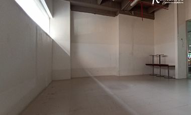 local en arriendo en aves maria. Cod A775623