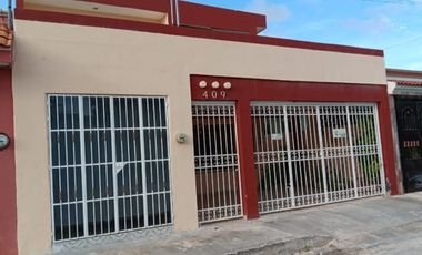 Venta de casa en Pacabtun, Mérida de 4 Recamaras con cuarto de usos múltiples