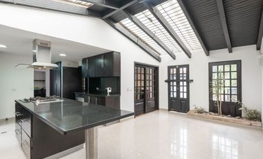 casa en venta en la calera. Cod V12135
