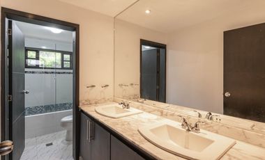 casa en venta en la calera. Cod V12135