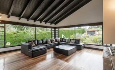 casa en venta en la calera. Cod V12135