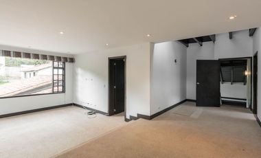 casa en venta en la calera. Cod V12135