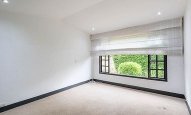 casa en venta en la calera. Cod V12135
