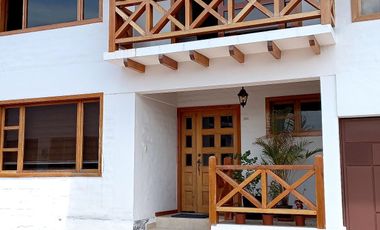 Venta  casa valle de los chillos