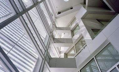 Oficina en Arriendo en Edificio Vanguardia/ Ciudad Empresarial