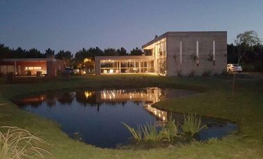 Excelente Propiedad en la COsta.