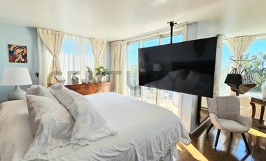 SE VENDE CASA CON AMPLIA VISTA A LA BAHÍA