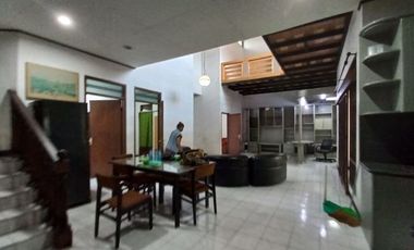 Rumah sewa di gerlong taman depan belakang