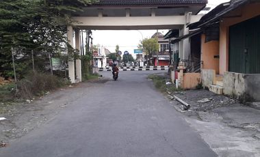 Dikontrakan rumah dekat Intiper Maguwoharjo Depok Sleman Yogyakarta